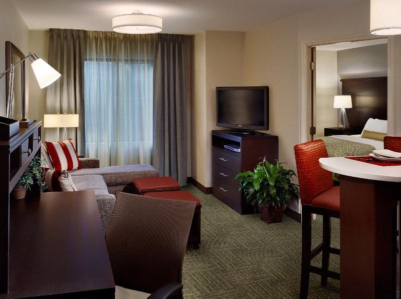 Staybridge - Lauderdale Airport - West By Ihg Hotel